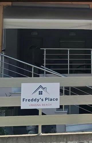 Freddy'S Place Vrasná Kültér fotó